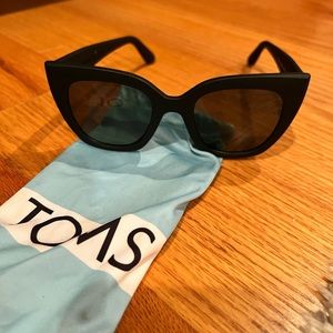 TOMS sunglasses